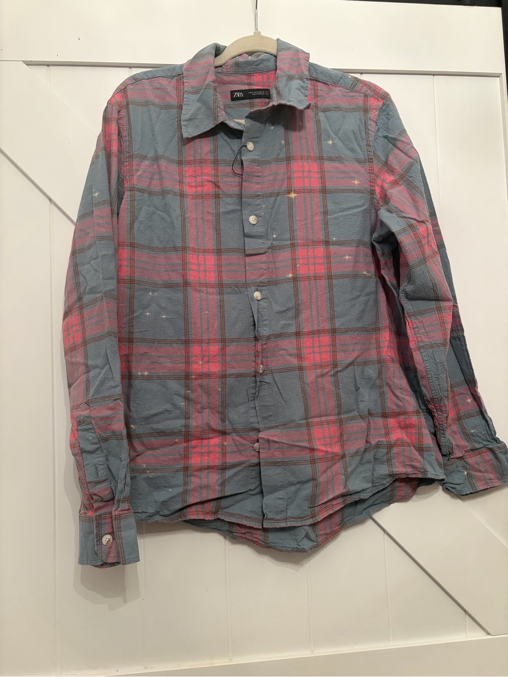 Zara Women's Blue and Pink Plaid Button-Up Shirt